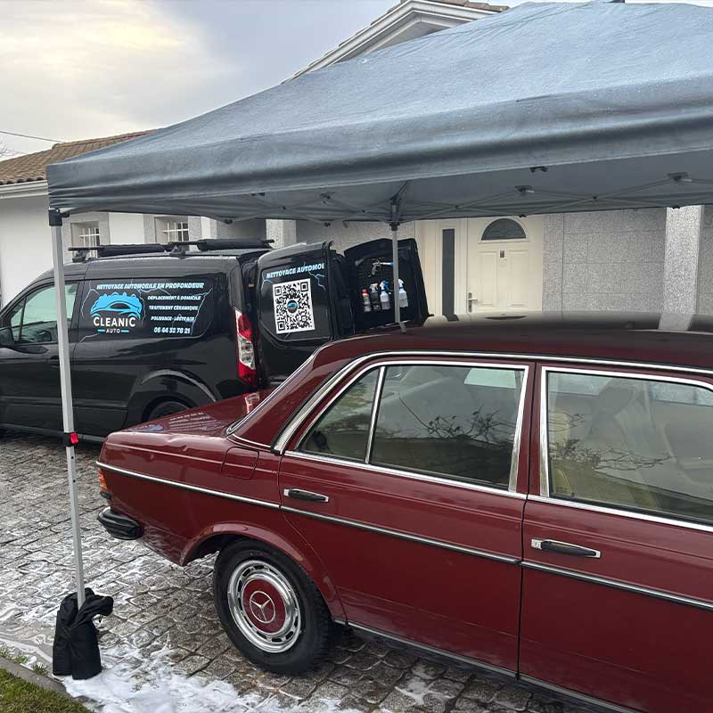 Detailing d'une mercedes de collection à Bordeaux