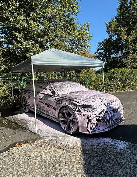 Nettoyage voiture sportive Audi RS6 à Bordeaux